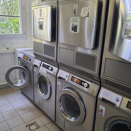 Studio Dans Residence Pour Location Courte Duree Et Etudiants Parking Gratuit Gières Kültér fotó